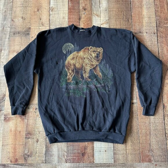 Vintage Black Sweatshirt With Bear & Forest Print Crewneck 1980s Style Unisex - Picture 1 of 9